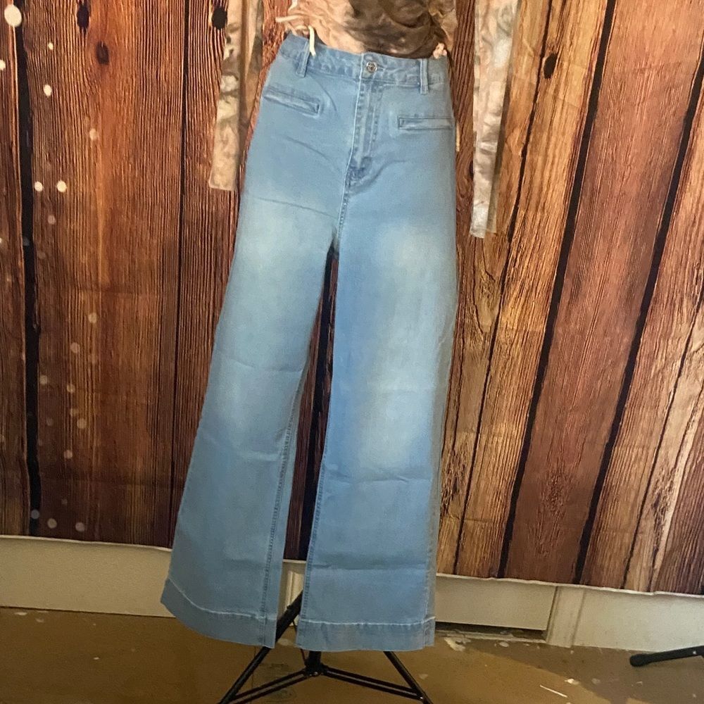 Women's Light Blue Wide-Leg Jeans, size 10, 12O-135B004